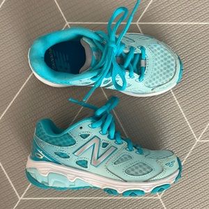 New 680 V3 RUNNING SHOE - KIDS'